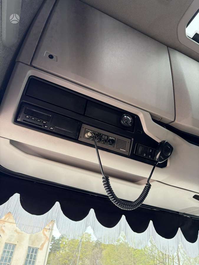 Scania S450, double sleeper