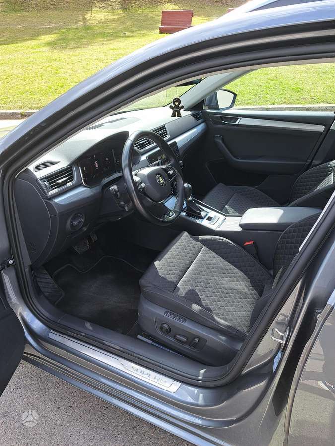 Skoda Superb, 1.5 l., Универсал