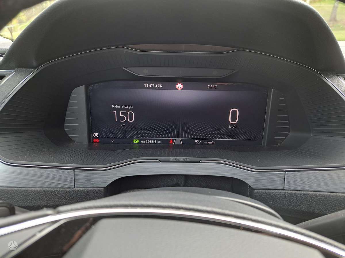 Skoda Superb, 1.5 l., Универсал