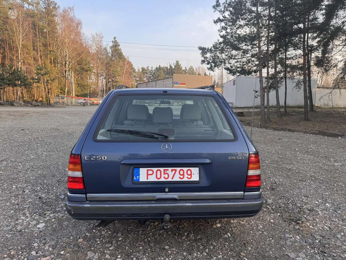 Mercedes-Benz E250, 2.5 l., Универсал