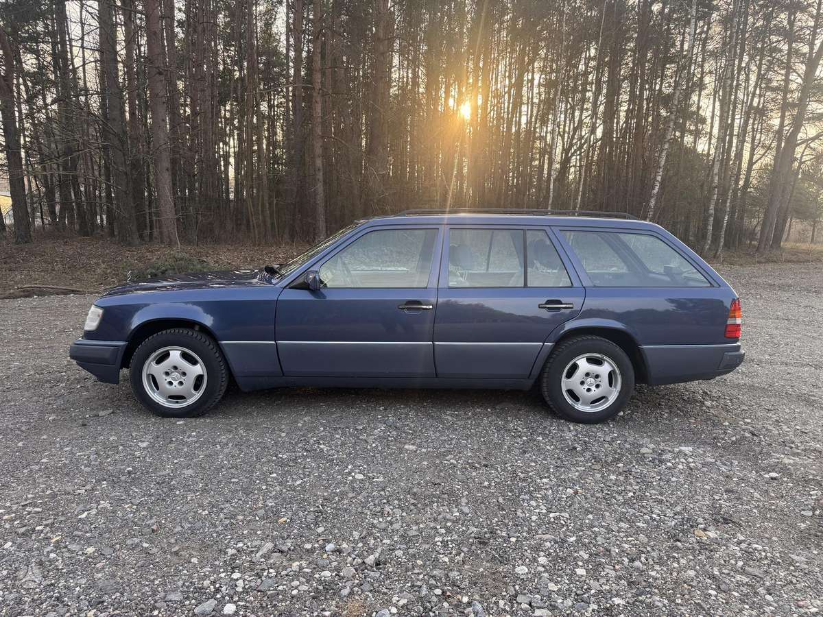 Mercedes-Benz E250, 2.5 l., Универсал