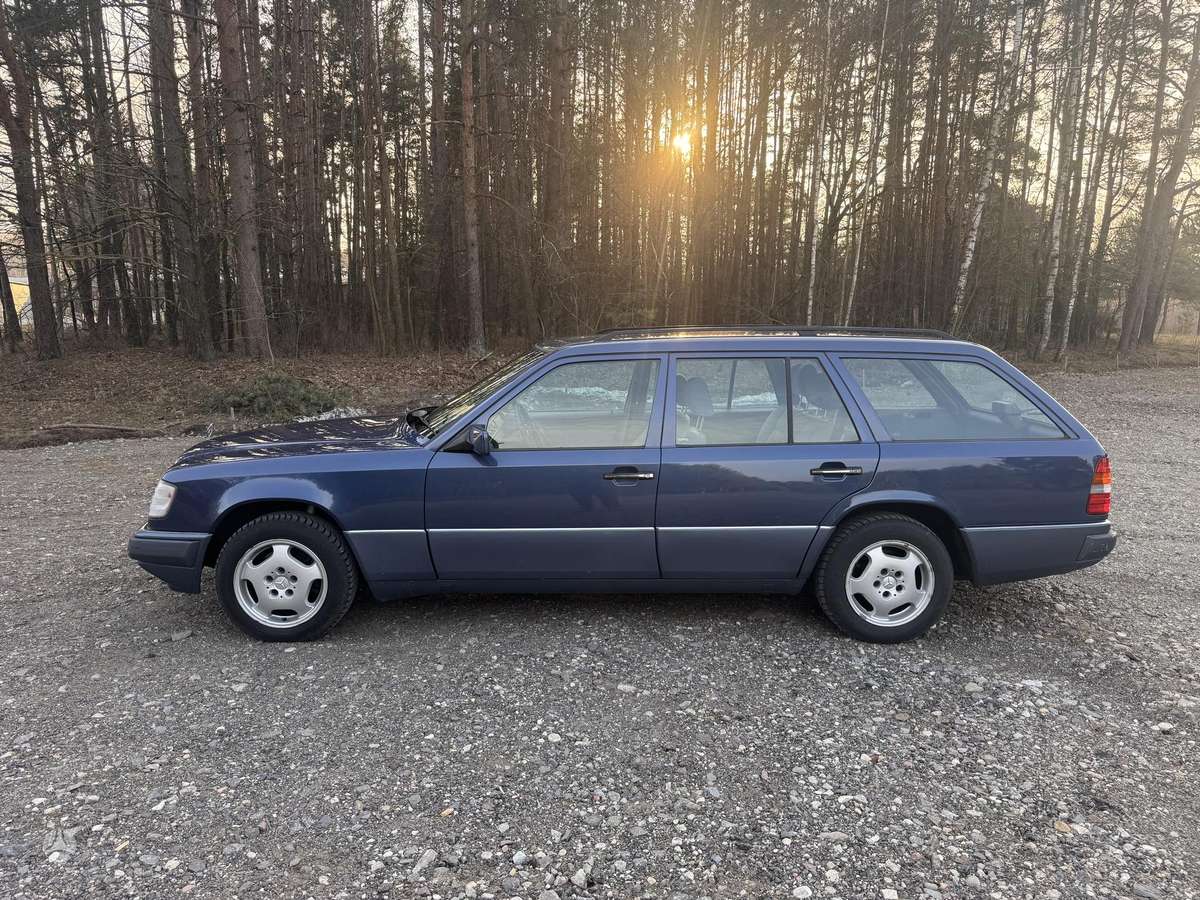 Mercedes-Benz E250, 2.5 l., Универсал