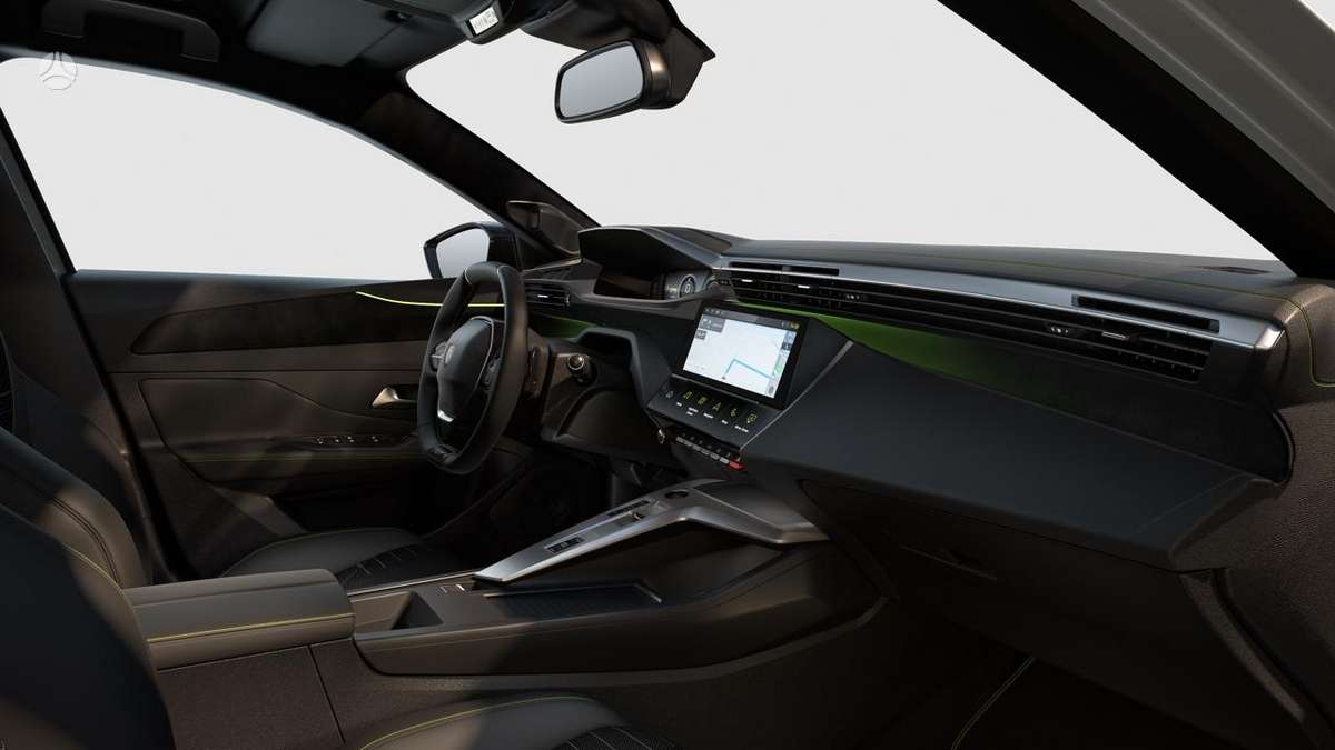 Peugeot 408 - 8