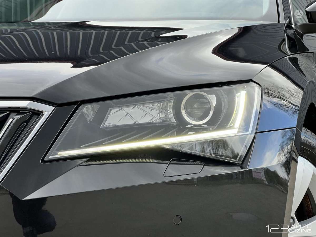 Skoda Superb, 2.0 l., hatchback