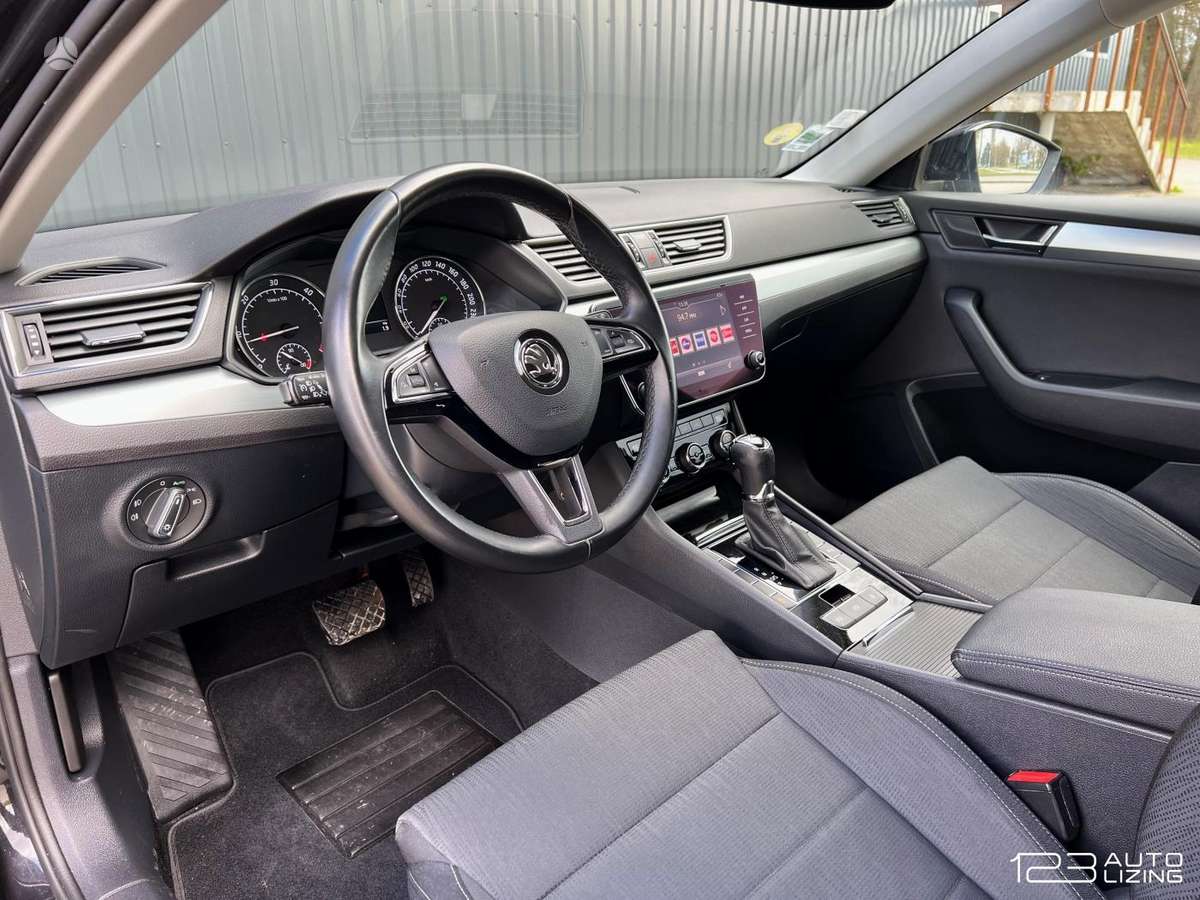 Skoda Superb, 2.0 l., hatchback