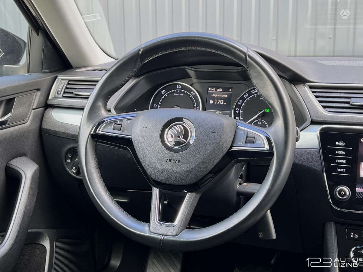 Skoda Superb, 2.0 l., hatchback