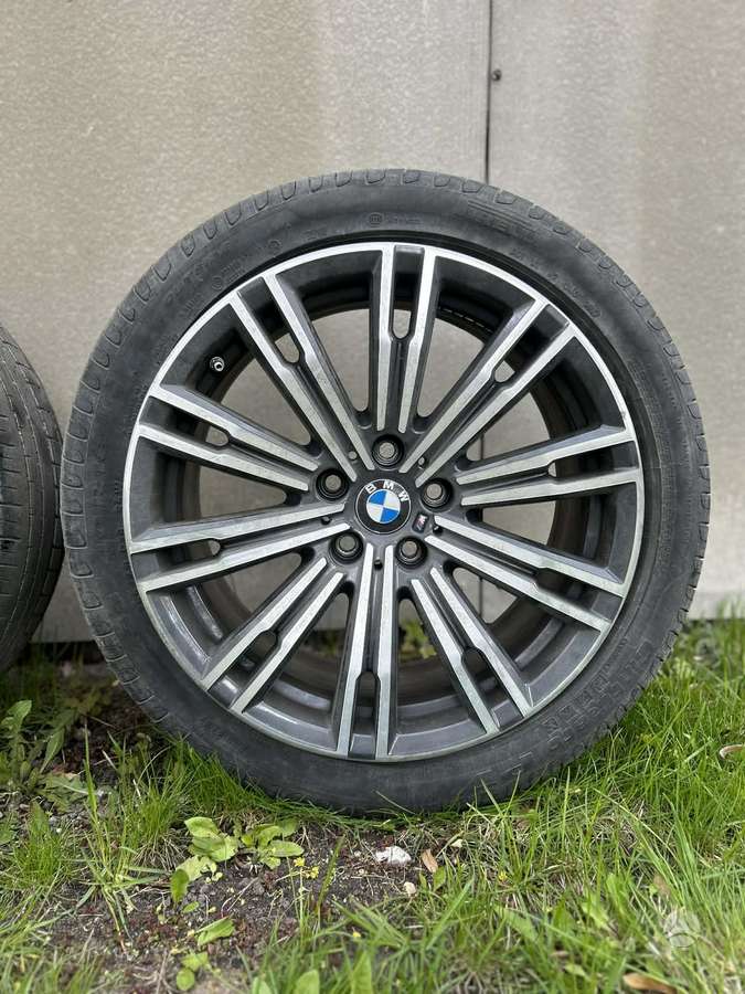 BMW, lengvojo lydinio, R18