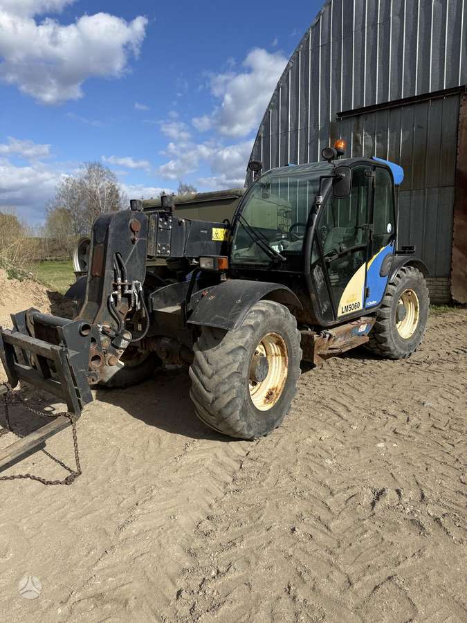 New Holland LM 5060, self-propelled loaders