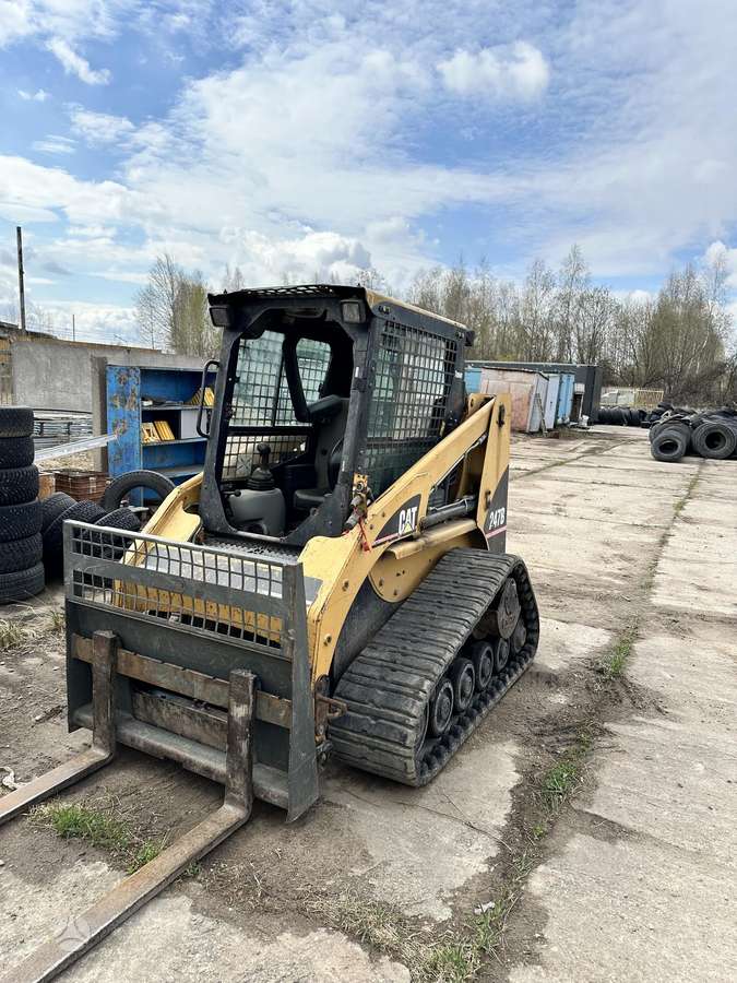 Caterpillar 247B, мини-погрузчики