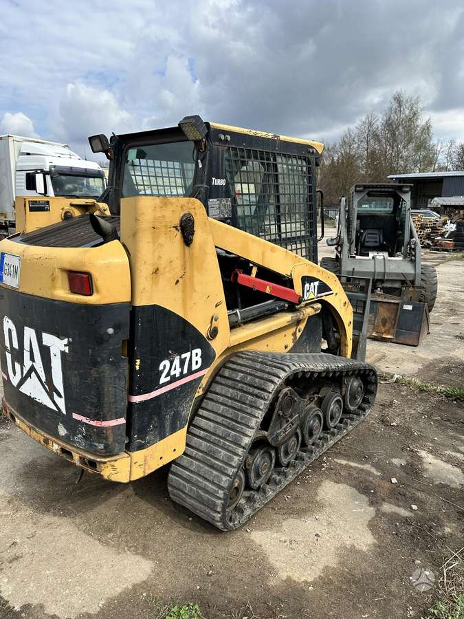 Caterpillar 247B, mini loaders