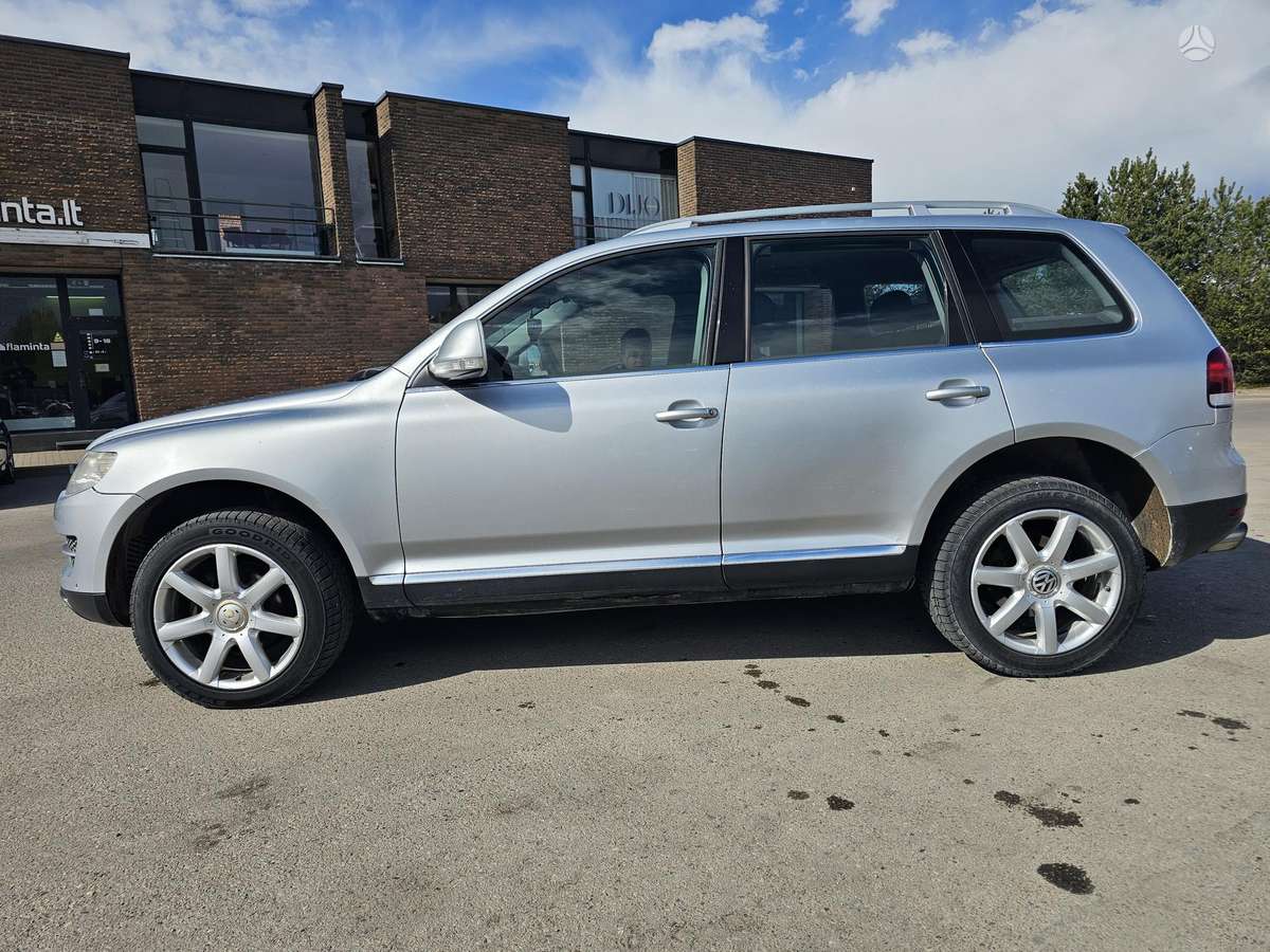 Volkswagen Touareg - 6
