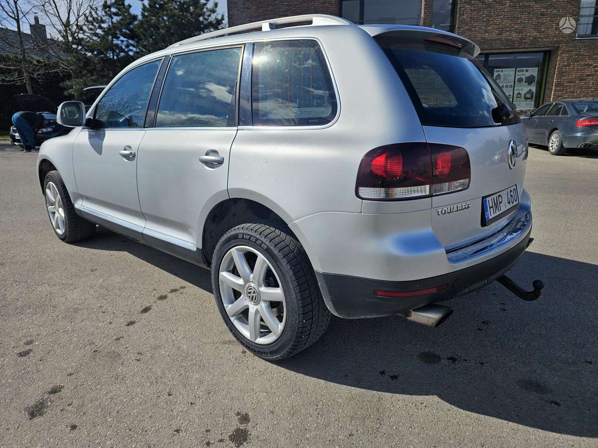 Volkswagen Touareg - 10