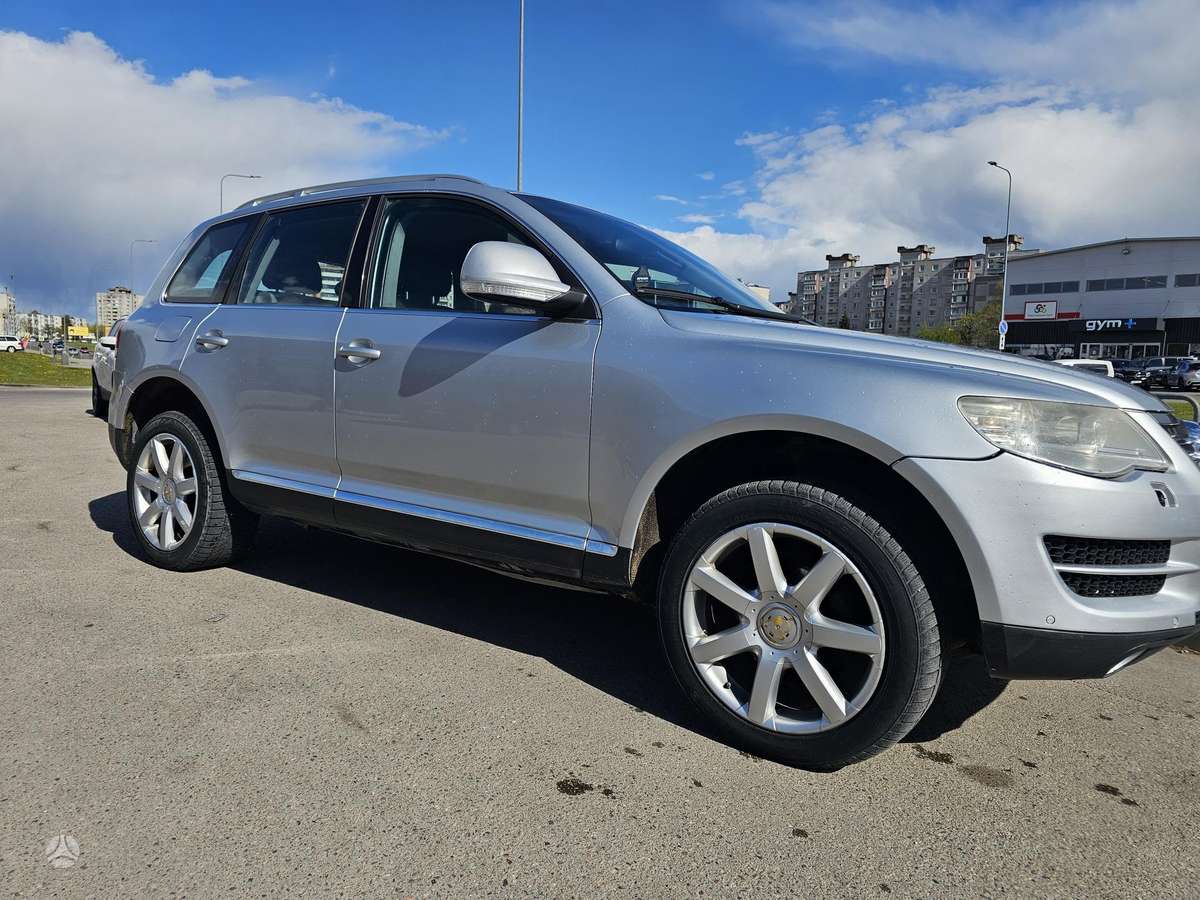 Volkswagen Touareg - 12