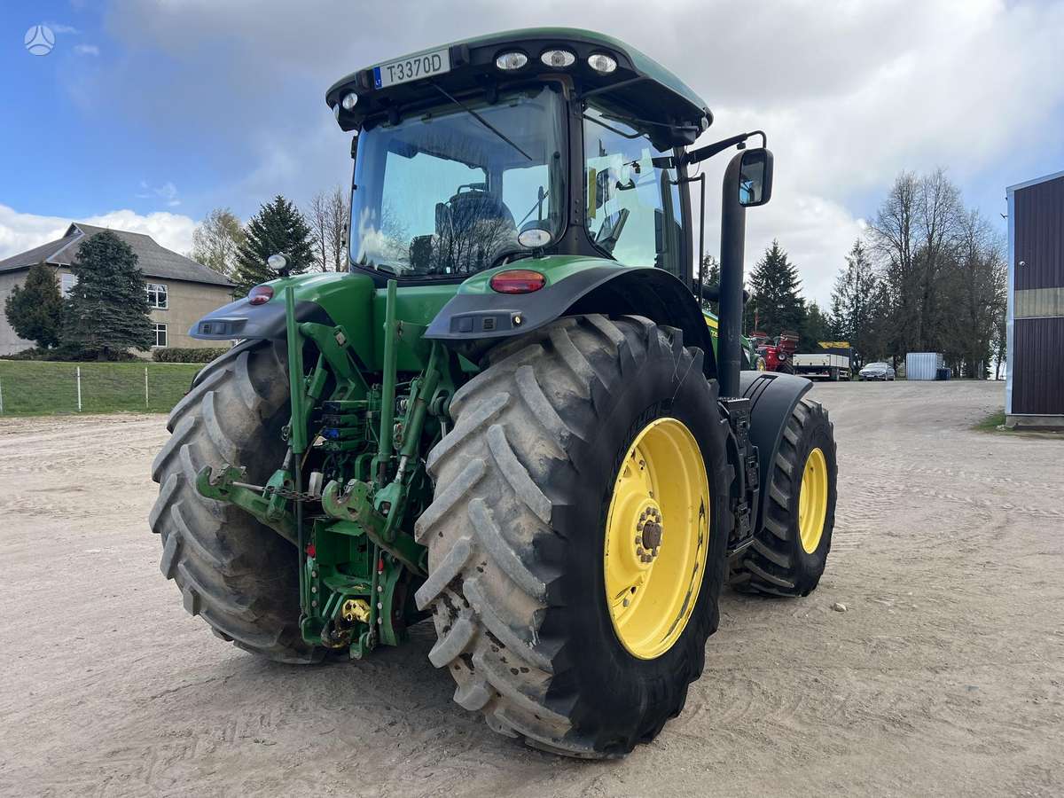 John Deere 7250R, traktori
