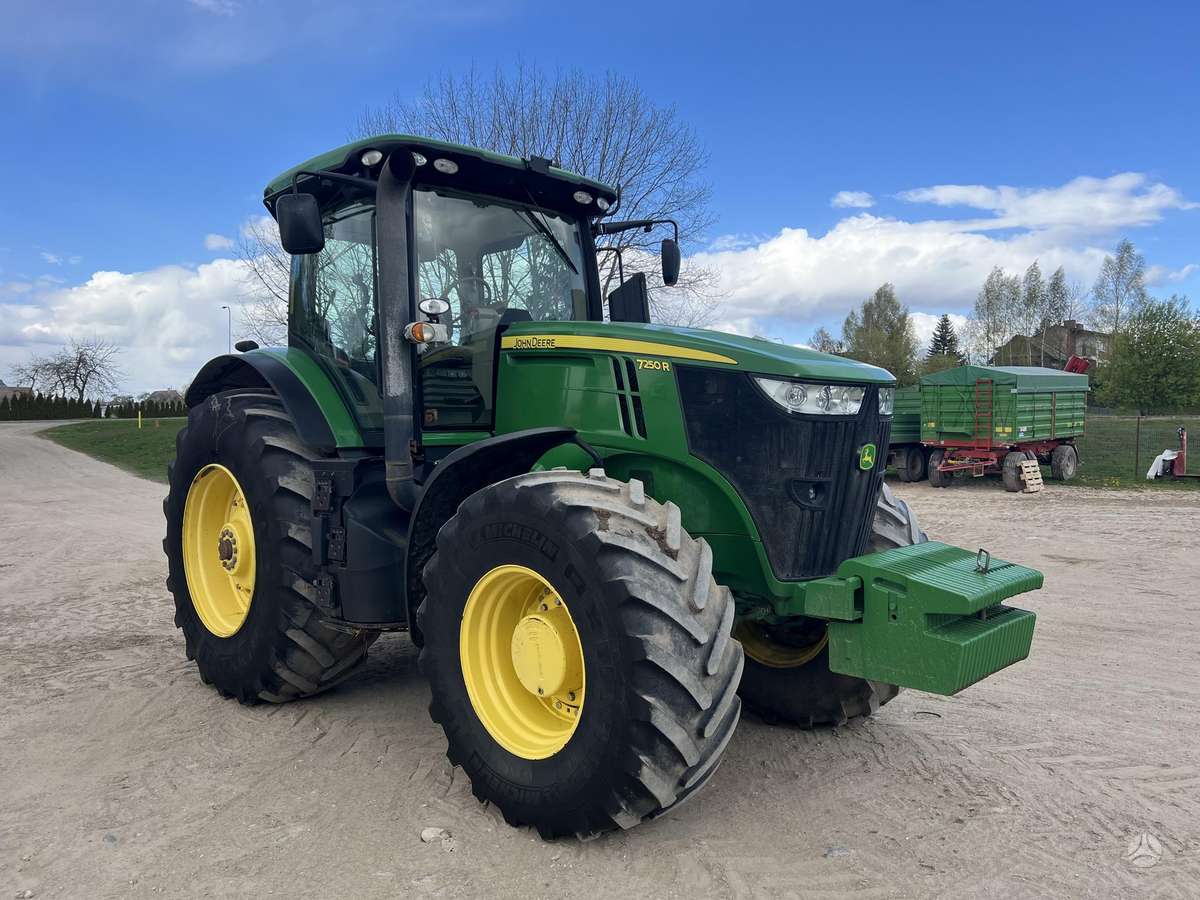 John Deere 7250R, traktori