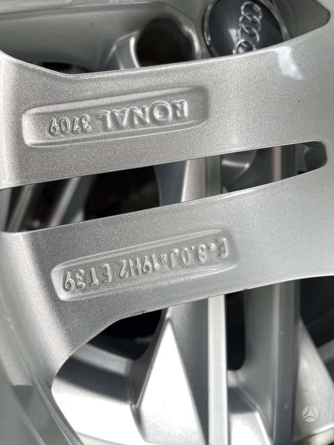 Audi Q5 S-Line, light alloy, R19