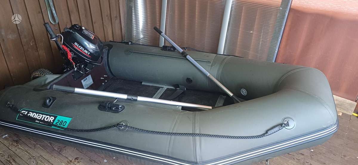Gladiator AK2, pripučiamos valtys