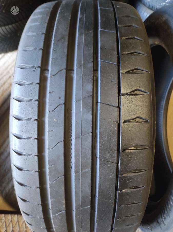 Continental, summer 225/45 R18
