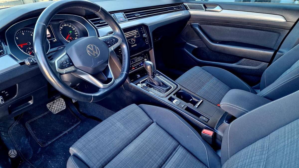 Volkswagen Passat, 2.0 l., Универсал