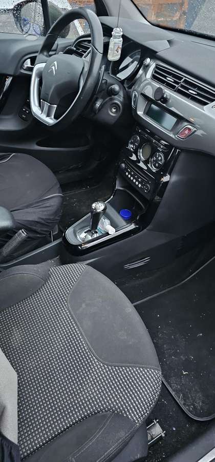 Citroen C3, 1.2 l., hatchback