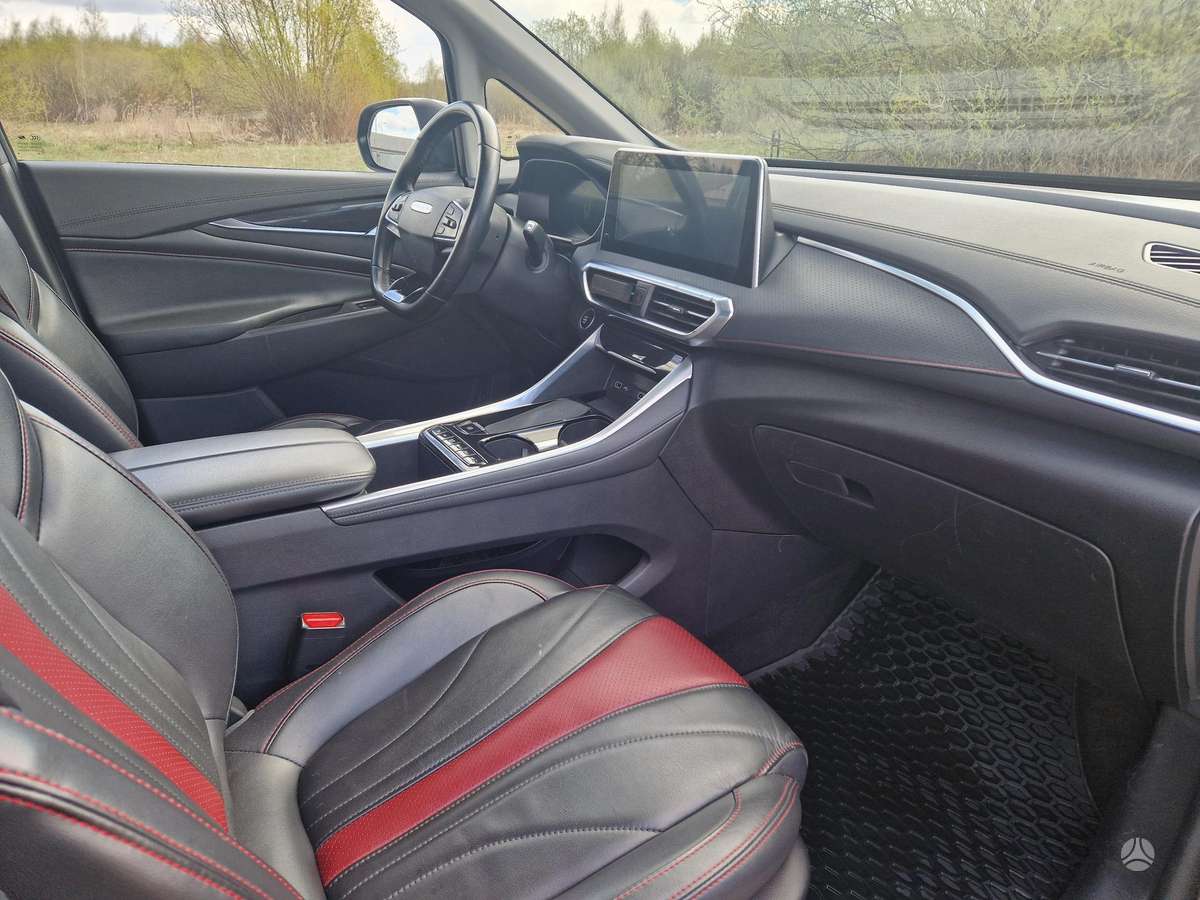 Maxus EUNIQ5, mpv / minivan