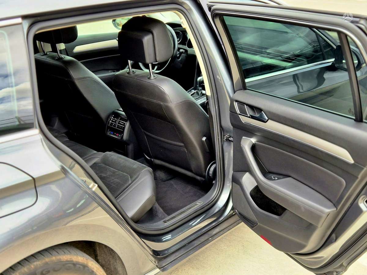Volkswagen Passat, 2.0 l., Универсал