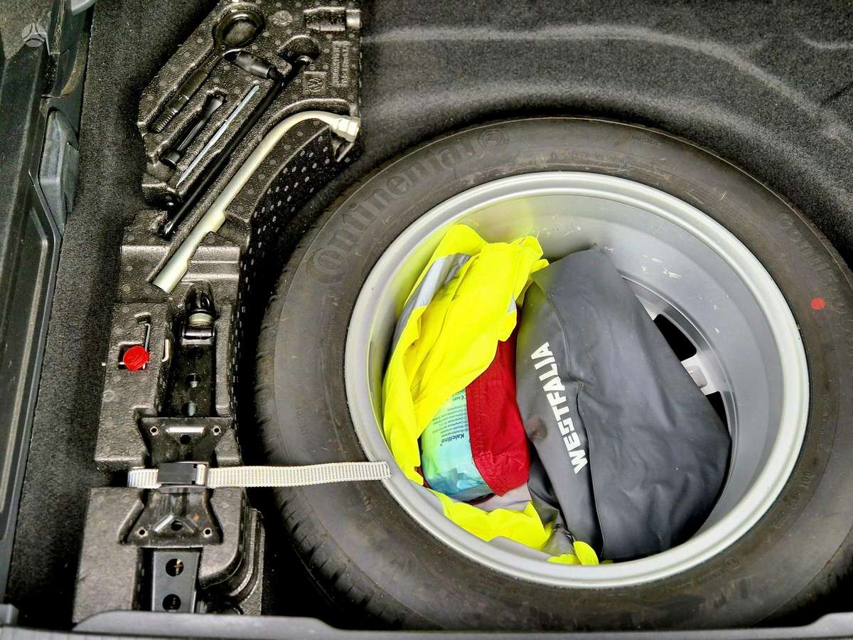 Volkswagen Passat, 2.0 l., Универсал