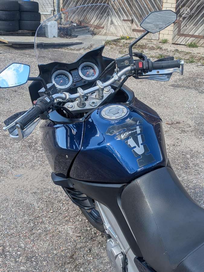 Suzuki DL (V-Strom) 1000cc, эндуро / adventure