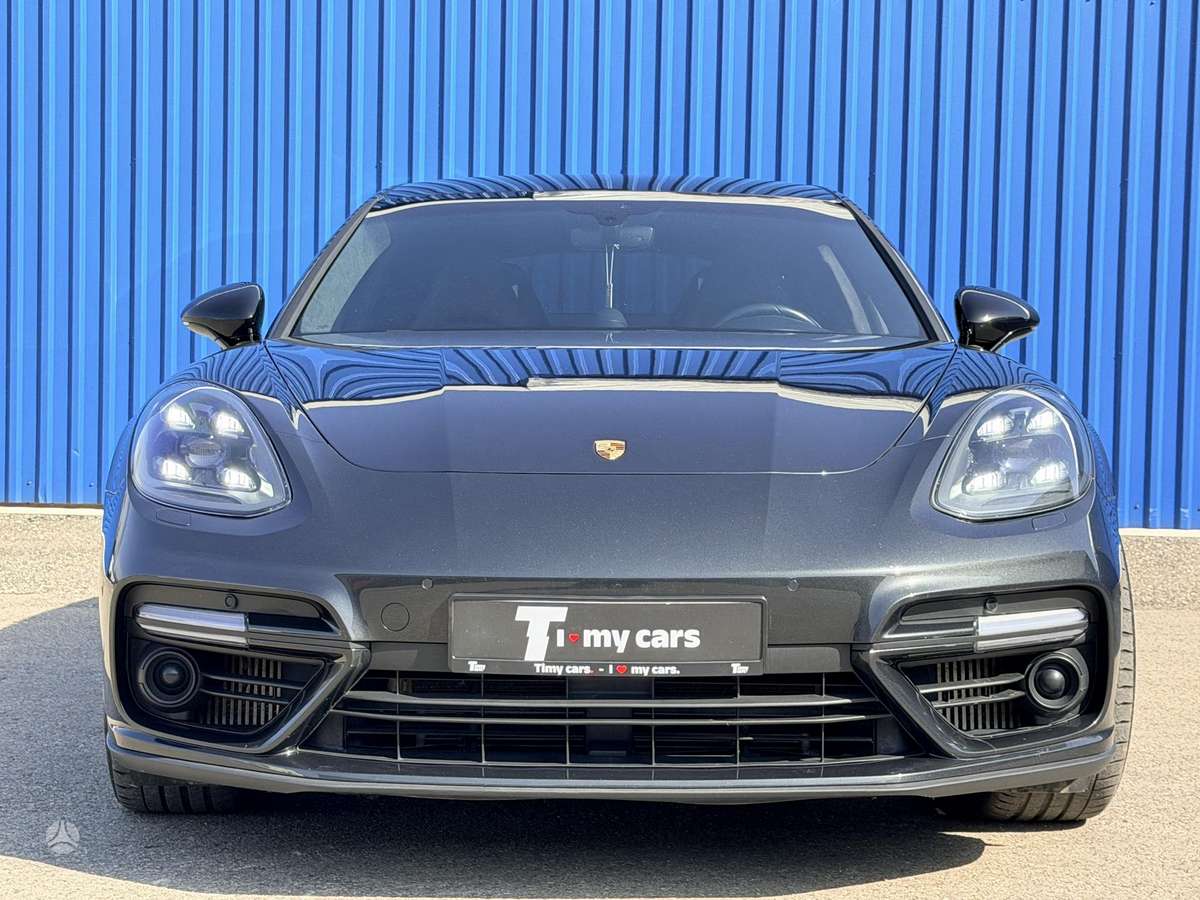 Porsche Panamera - 5