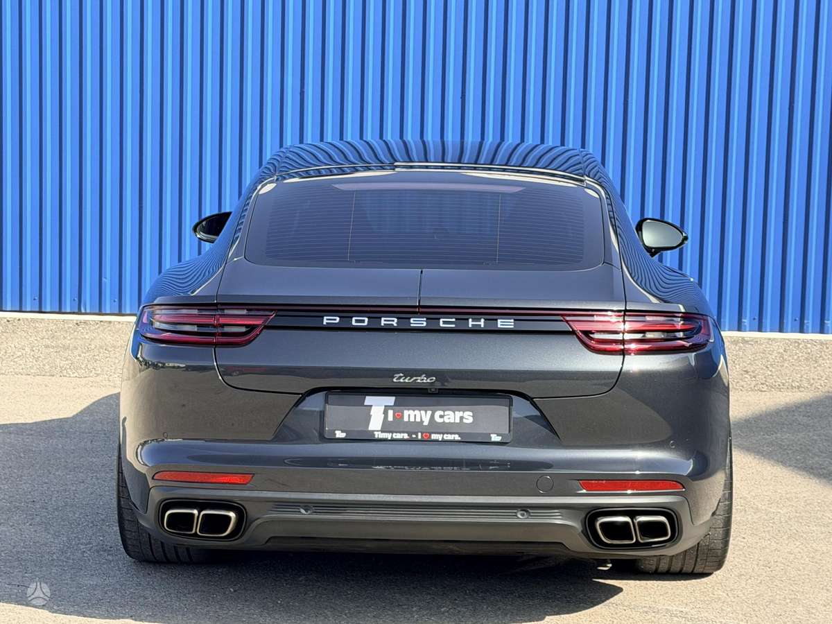 Porsche Panamera - 6