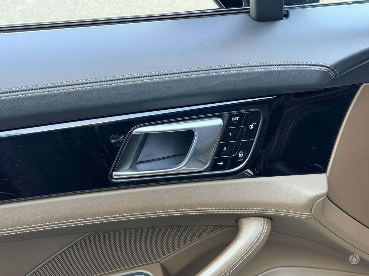 Porsche Panamera, 4.0 l., hatchback