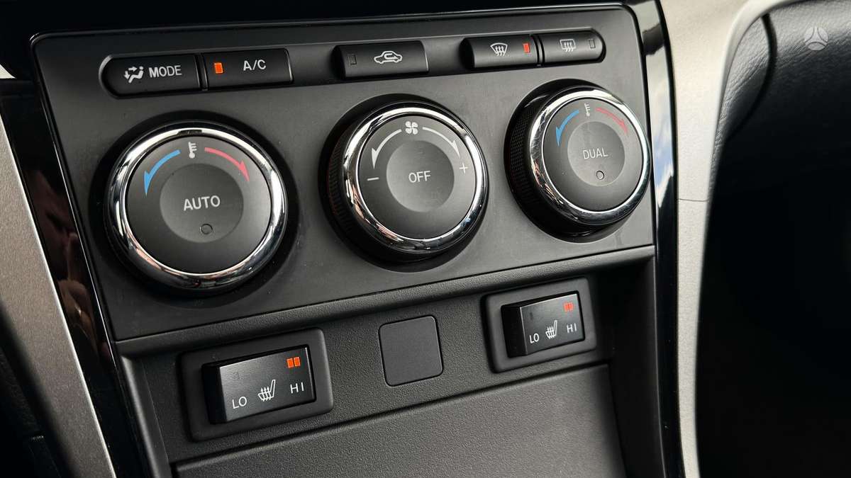 Mazda 6, 2.2 l., wagon