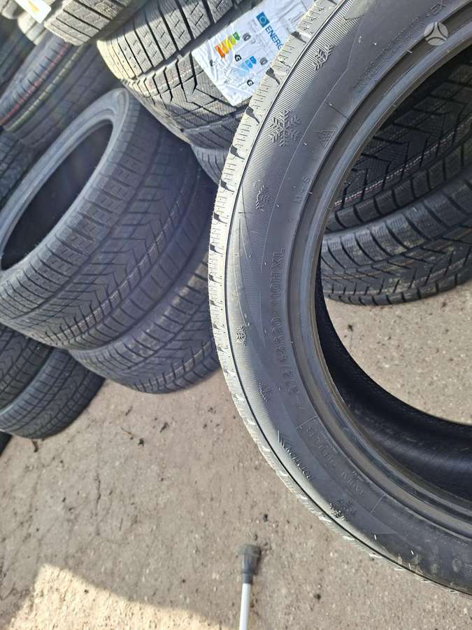 Zmax 275/45 R20, winter 305/40 R20