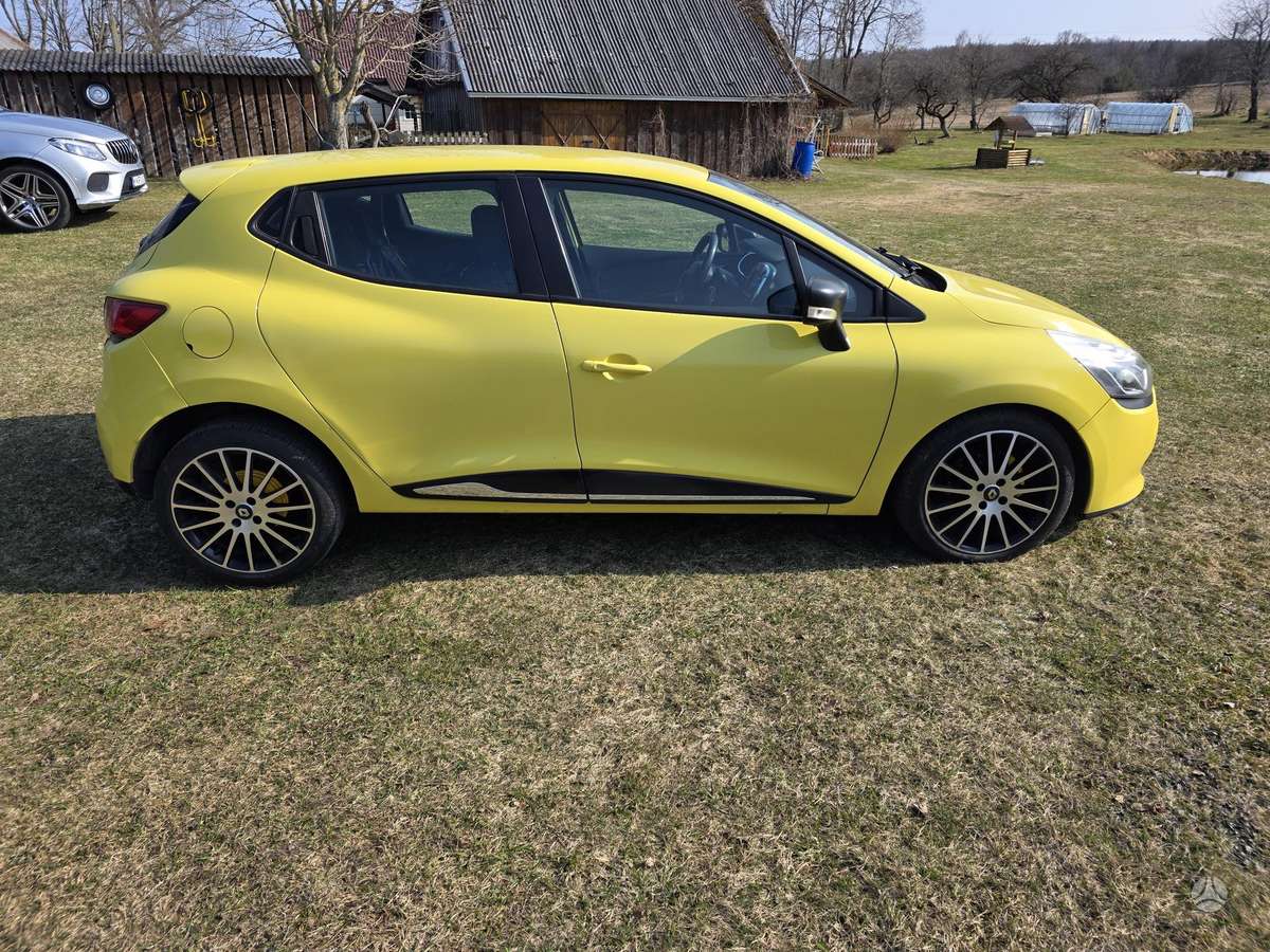 Renault Clio, 1.5 l., hatchback