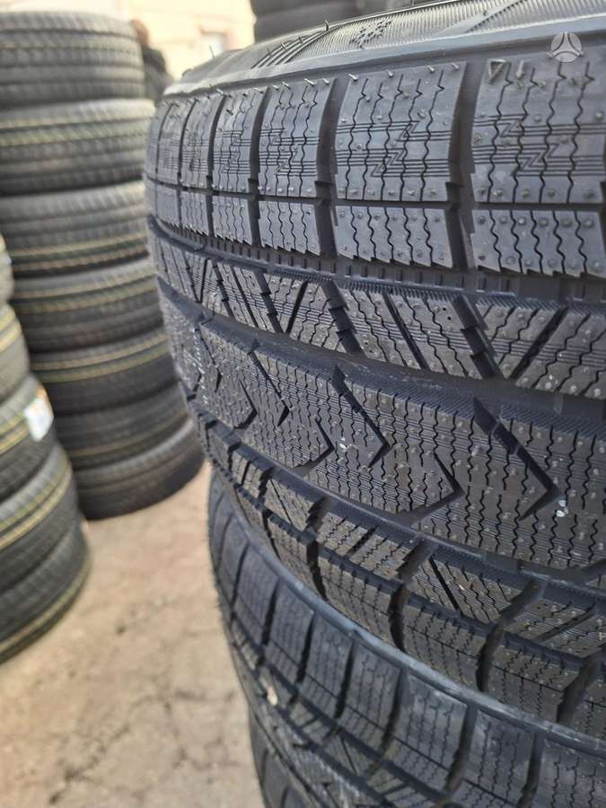 Firemax, žieminės 245/40 R19