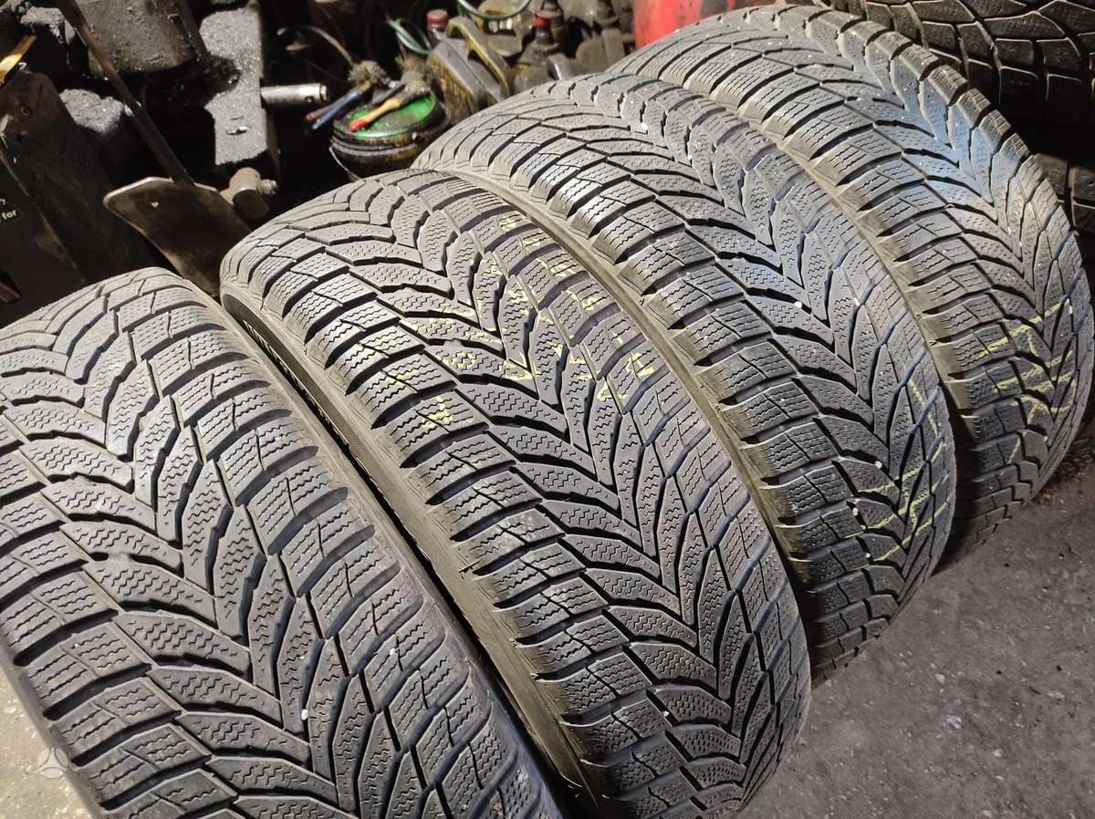 Dunlop, žieminės 215/65 R16