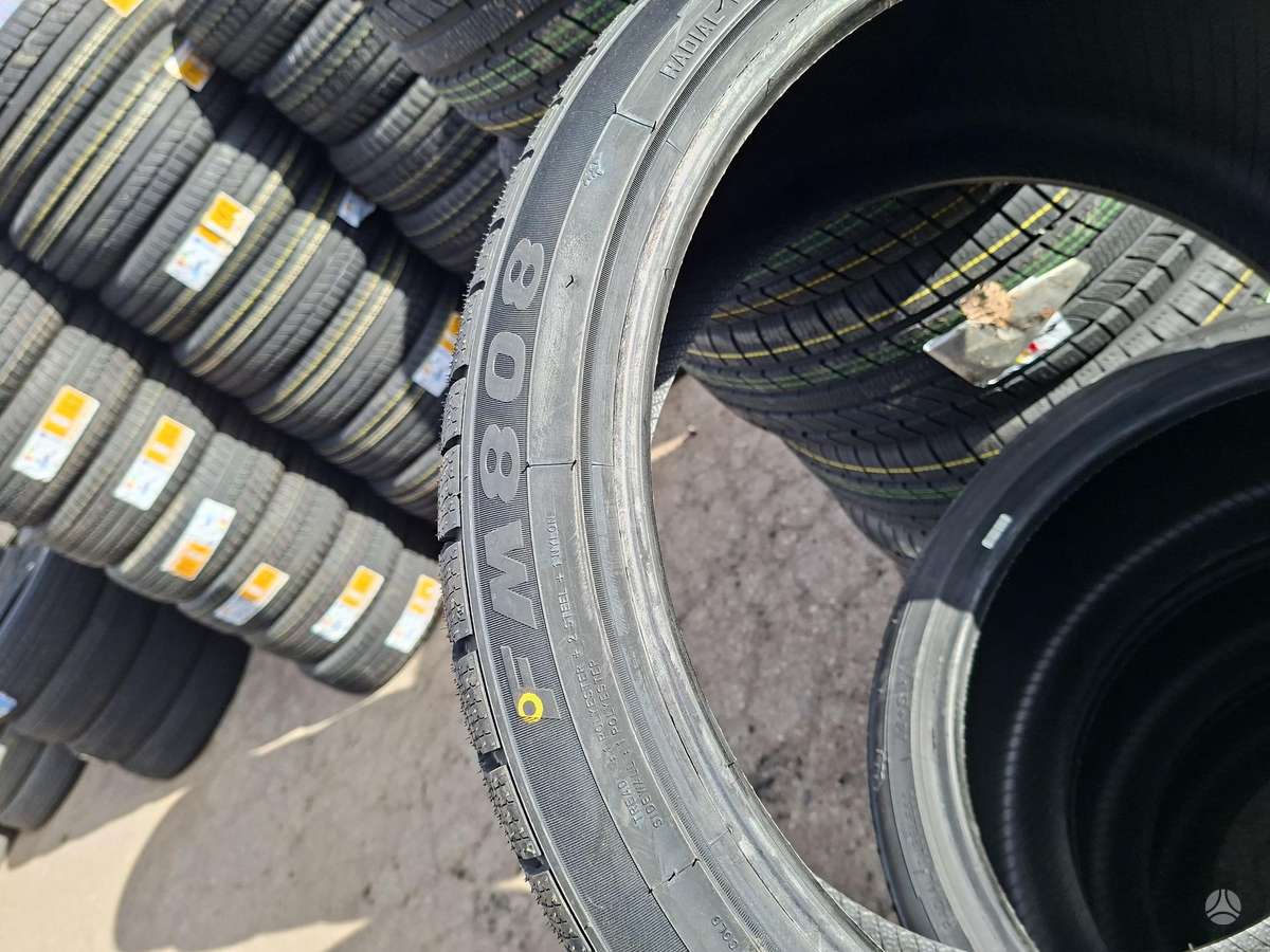 Firemax, зимние 235/40 R19