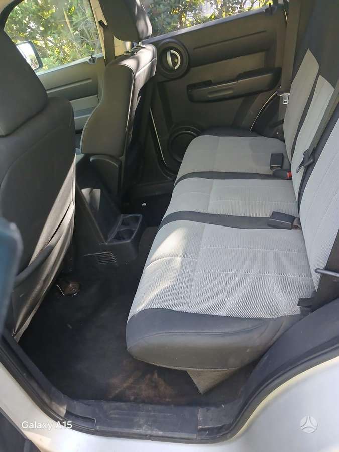 Dodge Nitro, 2.8 l., Внедорожник / Кроссовер