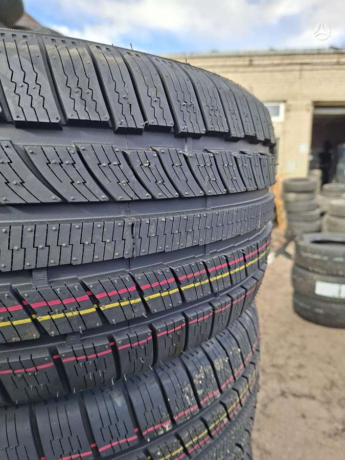 Sunfull, всесезонные 245/40 R18