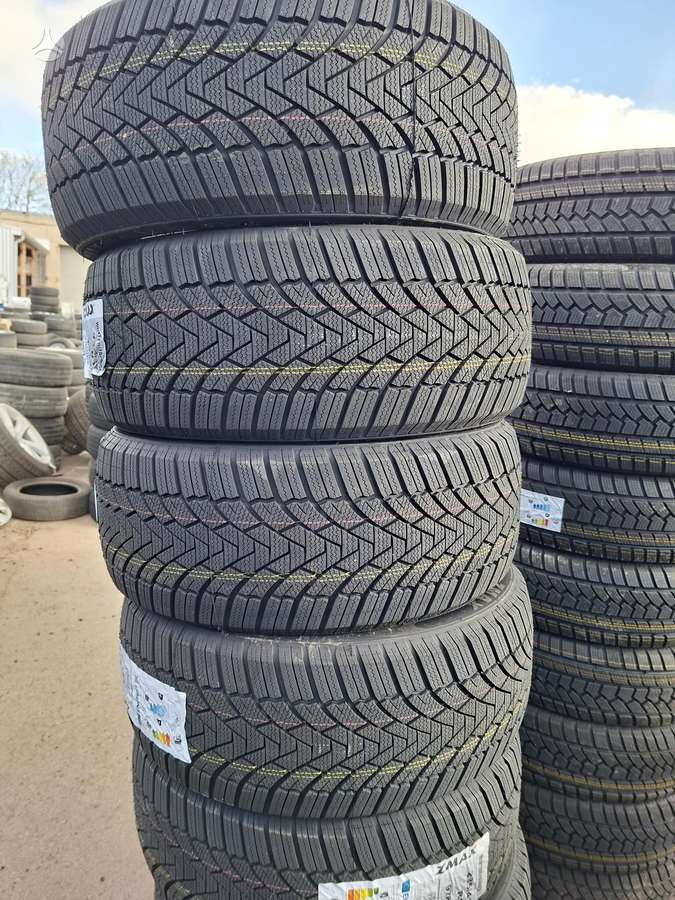 Zmax, žieminės 235/45 R17