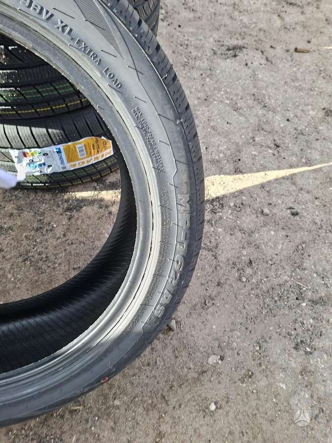 Sunfull, vissezonas 235/45 R18