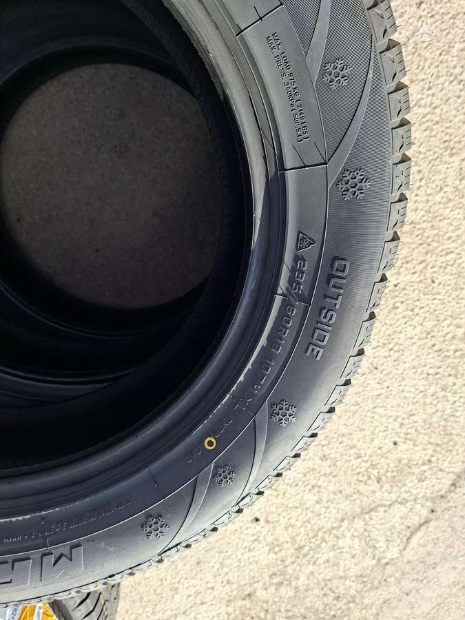 Sunfull, ziemas 235/60 R18