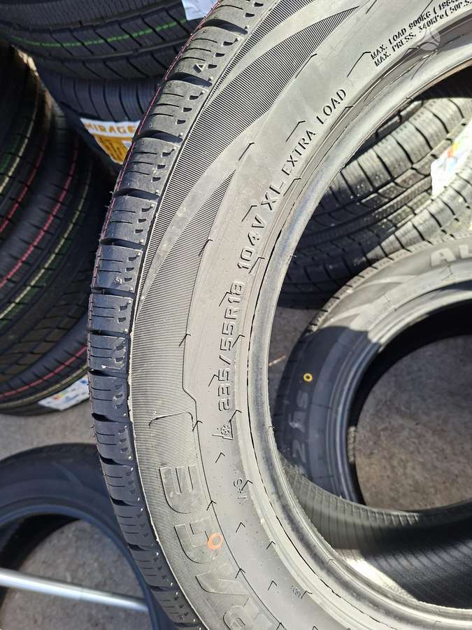 Sunfull, всесезонные 235/55 R18
