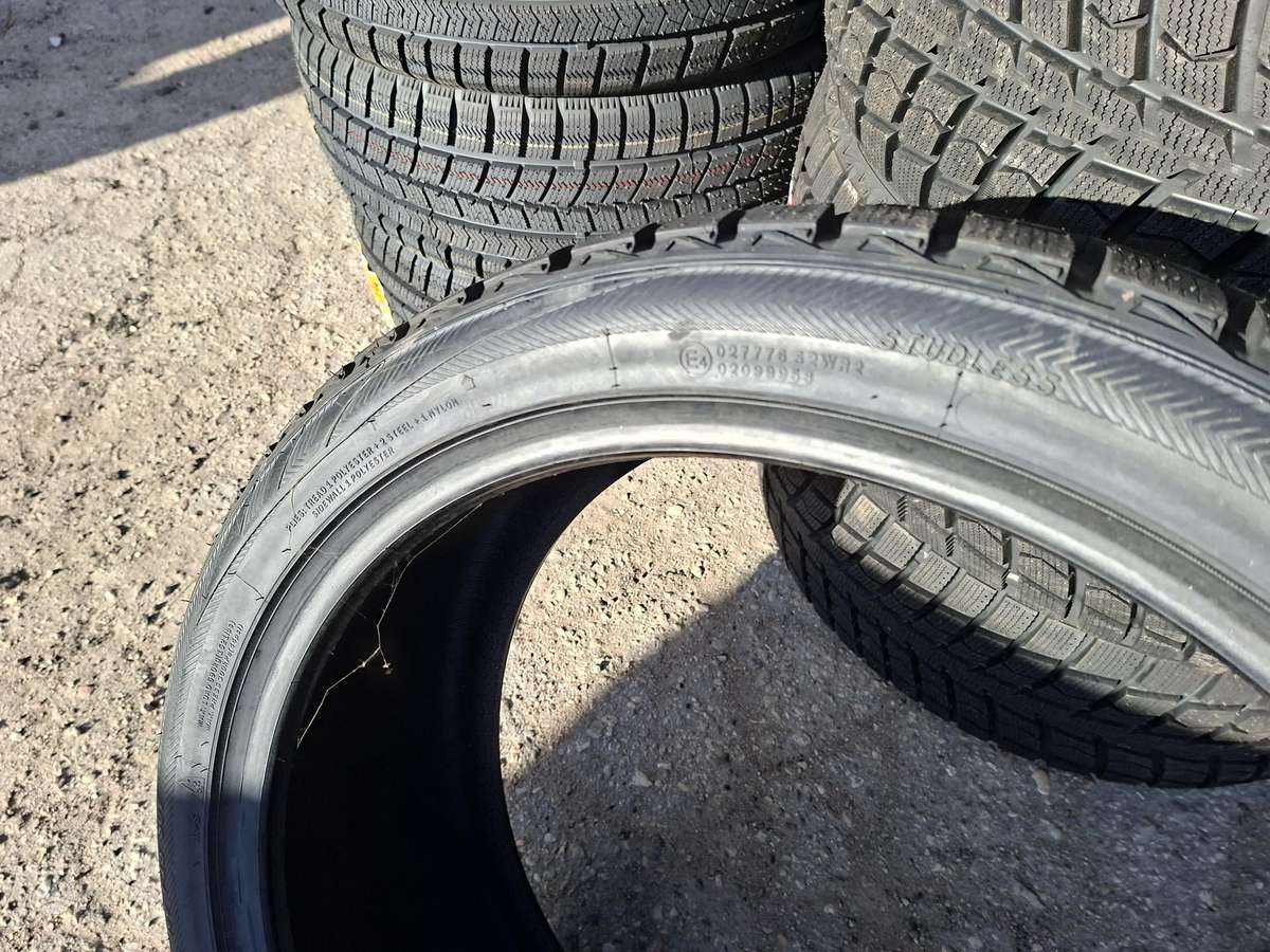 Leao, žieminės 245/40 R20