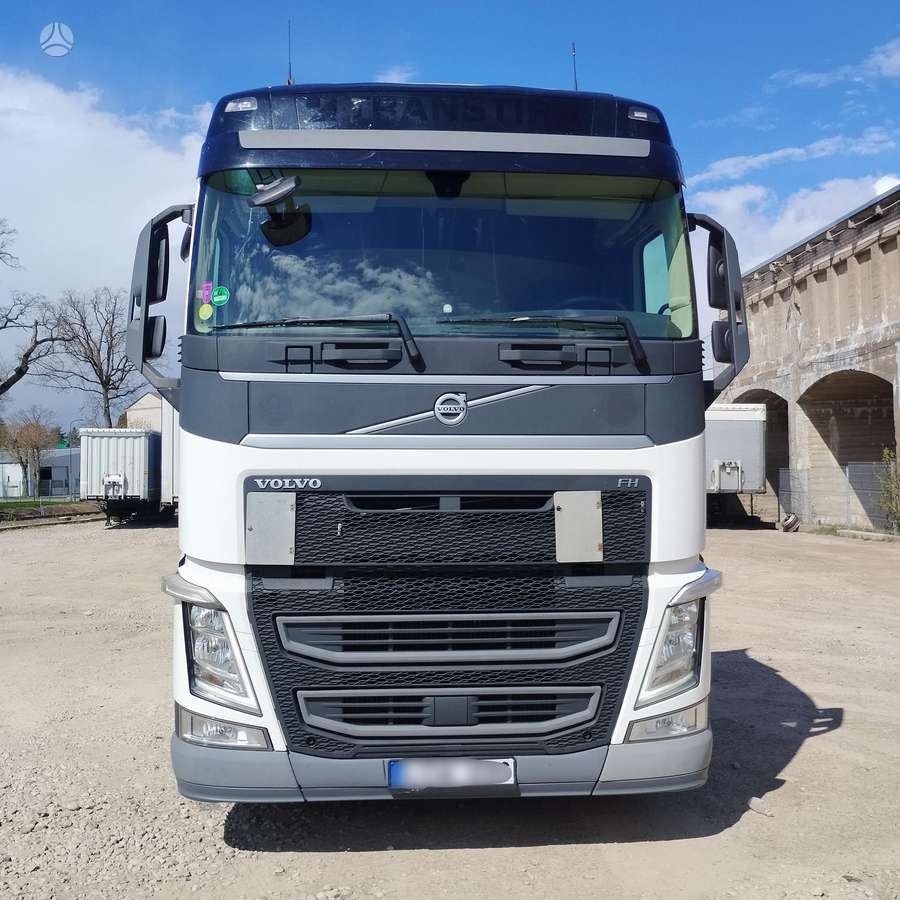 Volvo FH 460, double sleeper