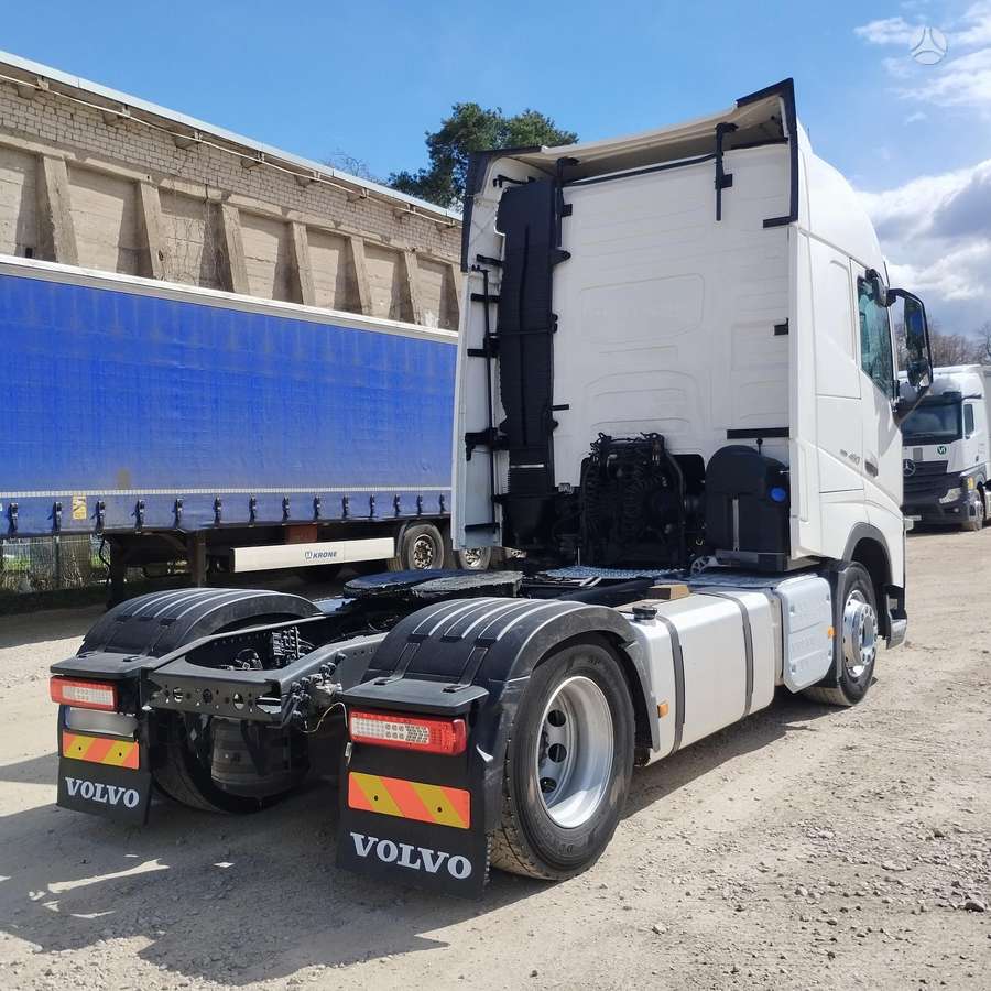 Volvo FH 460, double sleeper