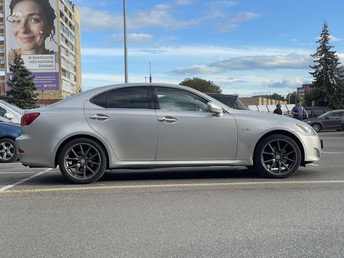 Lexus IS 220, 2.2 l., Седан