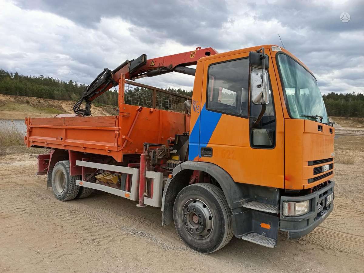 Iveco ., dumpers with crane