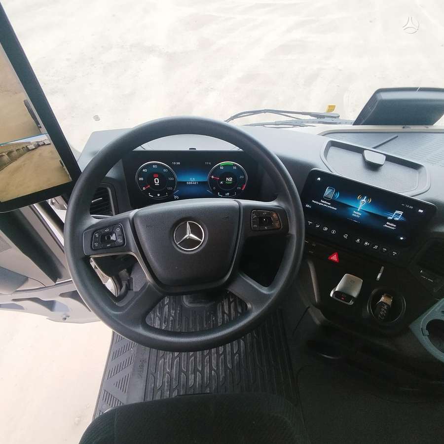 Mercedes-Benz Actros 1845 L, double sleeper