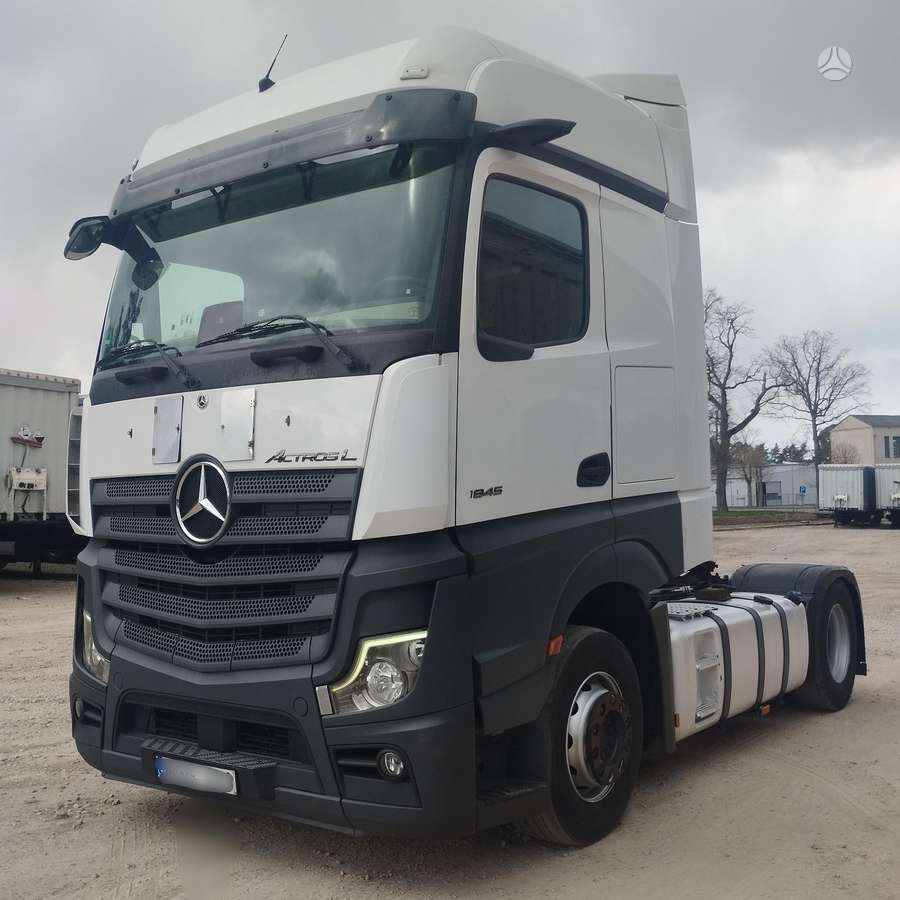 Mercedes-Benz Actros 1845 L, double sleeper